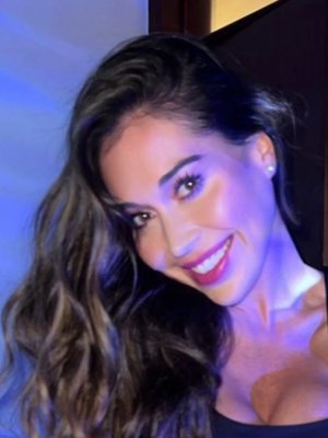 Vale Roth muestra su incipiente pancita de embarazada: tiene 15 semanas