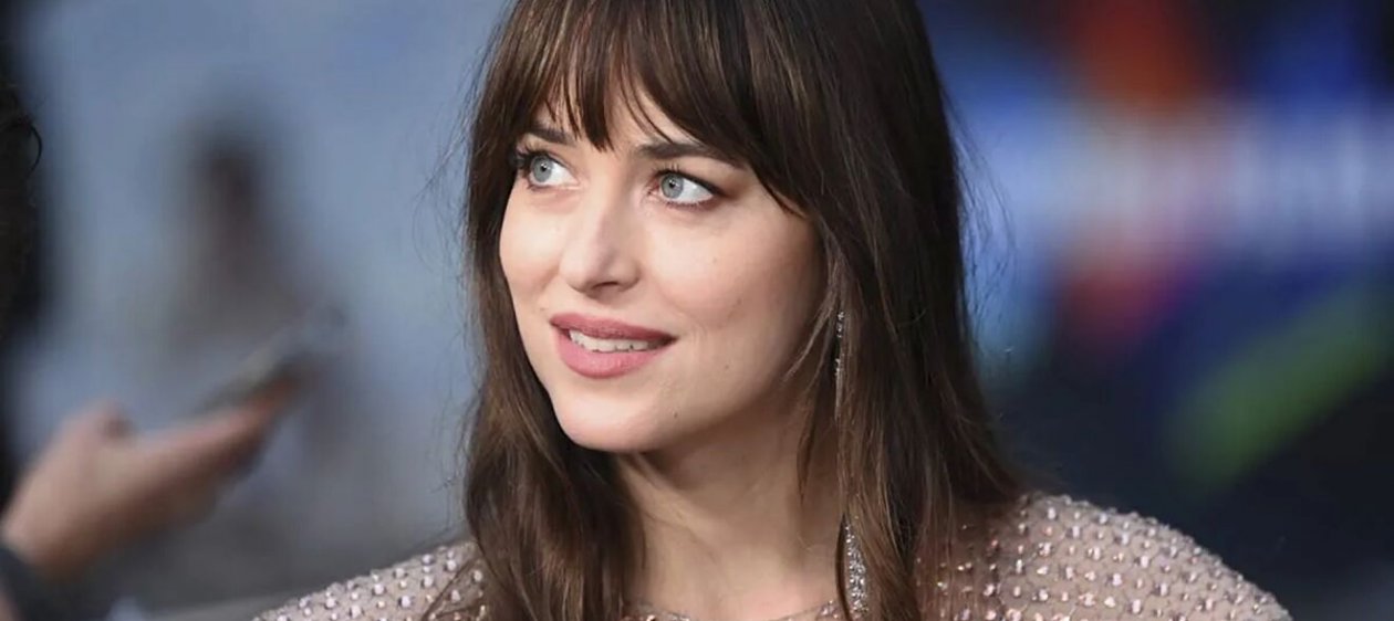 ¡Rubia! Dakota Johnson sorprende con radical cambio de look