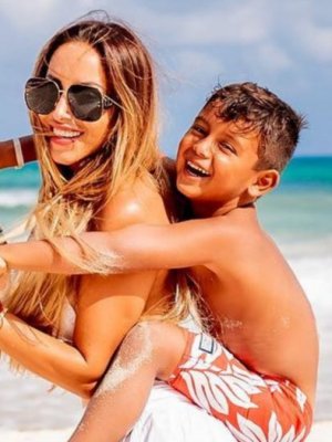 Hijo menor de Marité Matus y Arturo Vidal debuta en YouTube: 