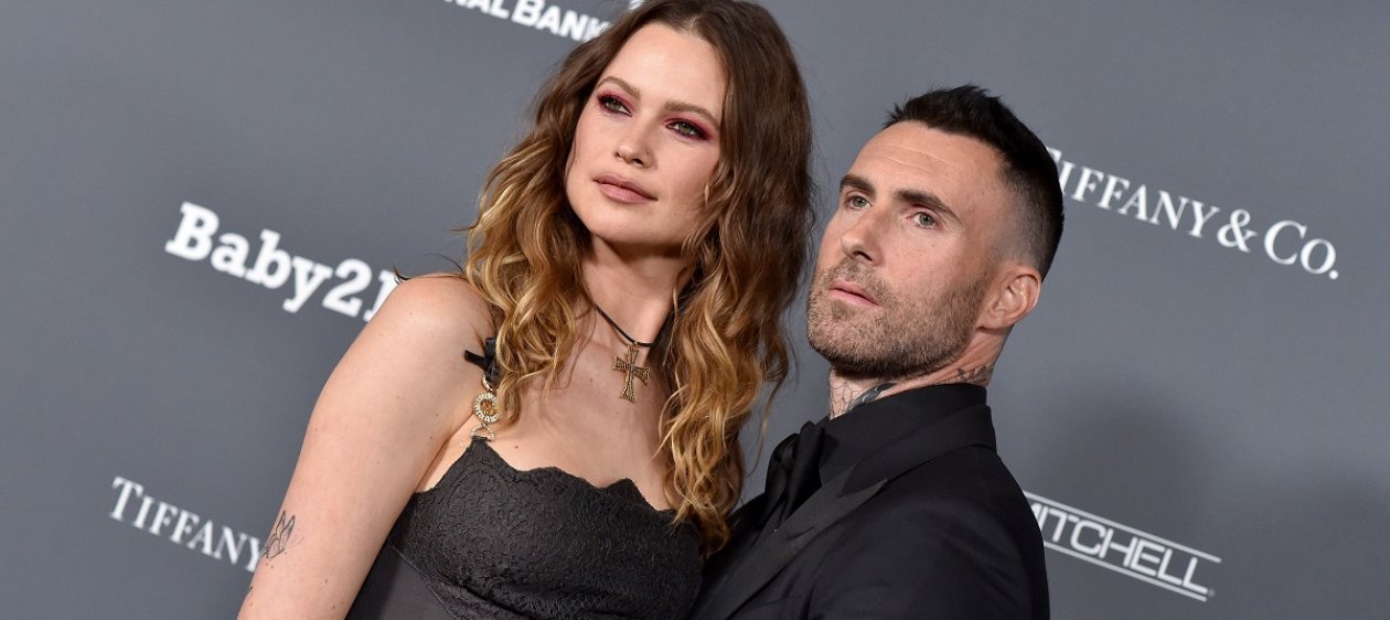 Adam Levine y Behati Prinsloo le dan la bienvenida a su tercer hijo