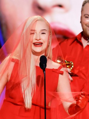 Kim Petras es la primera artista transgénero en ganar un Grammy