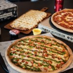 Día de la pizza: Importante cadena de pizzas regala 1 millón de pesos en pizzas y otra contará por primera vez con descuentos