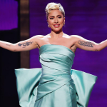 Lady Gaga es demandada tras no entregar recompensa por encontrar sus perros
