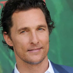 ¡Igual a su padre! Hijo de Matthew McConaughey impresiona en la Fashion Week de París