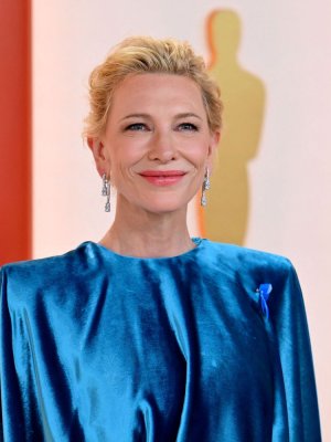 ¿Por qué algunas celebridades ocuparon un lazo azul en los Oscar 2023?