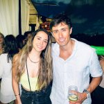 ¡Fan número 1! Roberto Cox está listo para el concierto de su hermana en Chile
