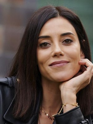 Cansu Dere revela la verdadera razón de su 