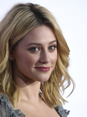 ¡Puro amor! Estas son las primeras imágenes de Lili Reinhart y Jack Martin