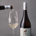 Toro de Piedra estrena un Sauvignon Blanc Gran Reserva edición costera