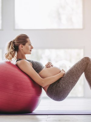 ¡Muchos beneficios! Recomiendan 150 minutos semanales de ejercicio en el embarazo