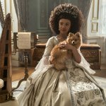 "La Reina Charlotte", vestuario de época...con toques de Dior