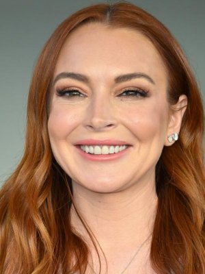 ¡Ya casi! Lindsay Lohan comparte fotografía de su pancita de embarazo