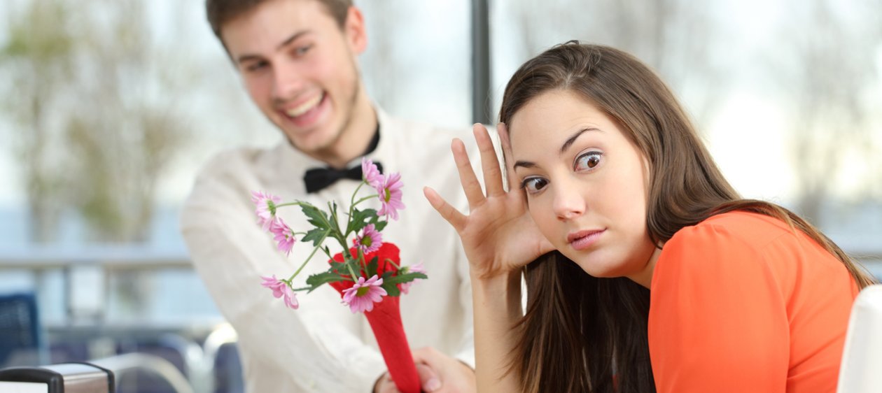 ¿Qué es el love bombing y cómo evitarlo?