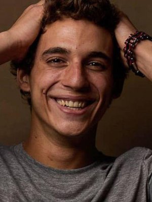 Miguel Herrán anuncia que se convertirá en padre junto a la hermana de una de sus ex compañeras de elenco