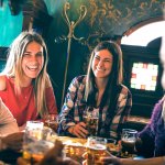 Prepárate para celebrar el Día de la Amistad a lo grande