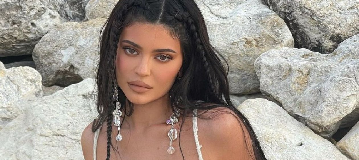 Kylie Jenner niega haberse realizado cirugías faciales para cambiar su rostro