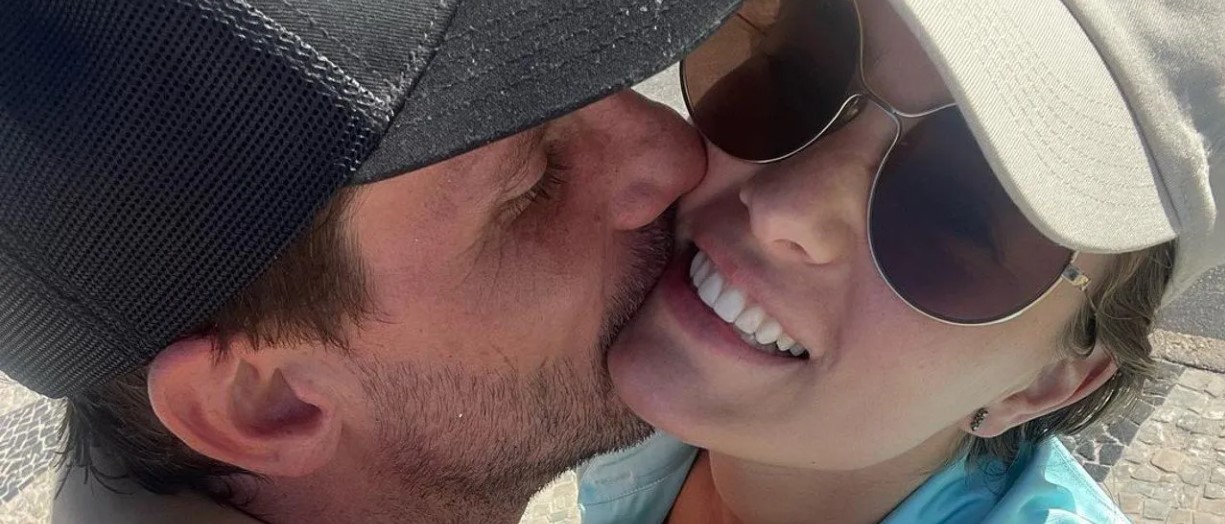 Así fue el romántico backstage de Kika Silva y Gonzalo Valenzuela trabajando juntos