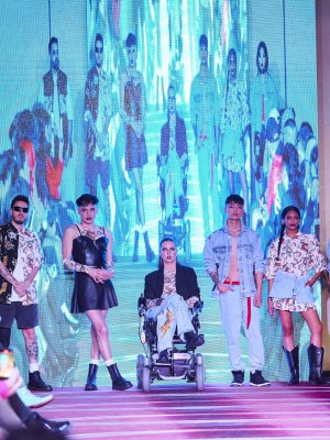 Reconocida tienda presenta nueva colección vanguardista con diseños de Valentina Wilson en desfile de Viste La Calle