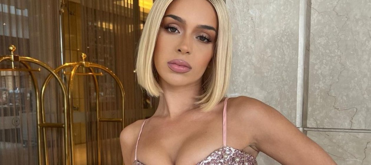 Bad Gyal rompió internet por vestido que usó en el encuentro con los reyes de España