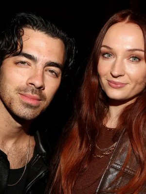 Sophie Turner y Joe Jonas llegan a acuerdo temporal sobre sus hijas