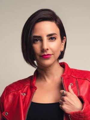 Daniela Castillo comparte tiernas postales de su avanzado embarazo