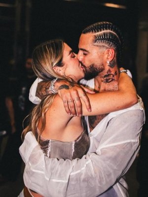 Maluma le regaló una cartera de 47 millones a su pareja