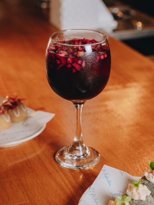 Prepara este clásico cóctel español y refresca las tardes primaverales junto con las venideras calurosas tardes de verano