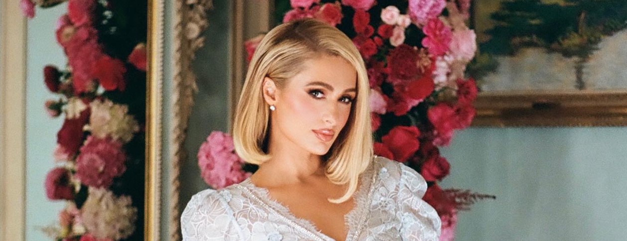 Paris Hilton celebra 17 años de su gran creación: la selfie