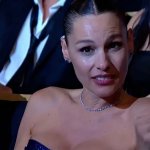 Se molestó: Graban la furiosa reacción de Pampita tras ser enfocada en victoria de Benjamín Vicuña
