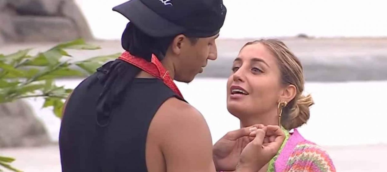 Daniela Castro se refiere al estatus de su relación con Uriel Romero