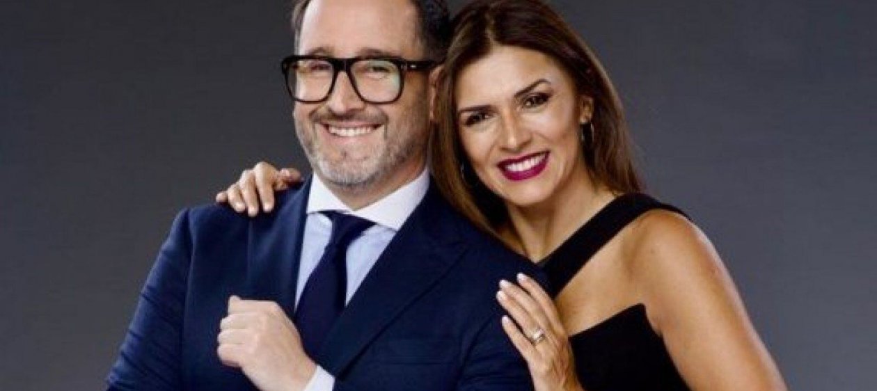 ¡El público lo pidió! Festival de Olmué tuvo beso de los animadores