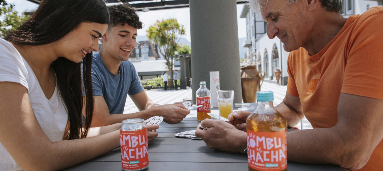 ¿Por qué consumir kombucha, la bebida natural de moda?