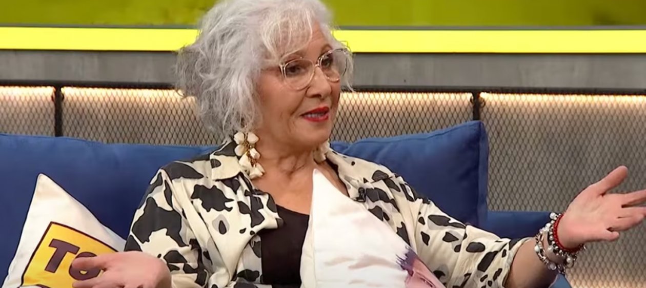 Teresita Reyes se niega a hablar de la acusación en contra de Cristián Campos