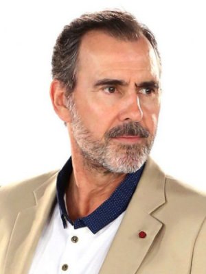 Cristián Campos cuestionó el respaldo de sus hijos a Raffaella: 