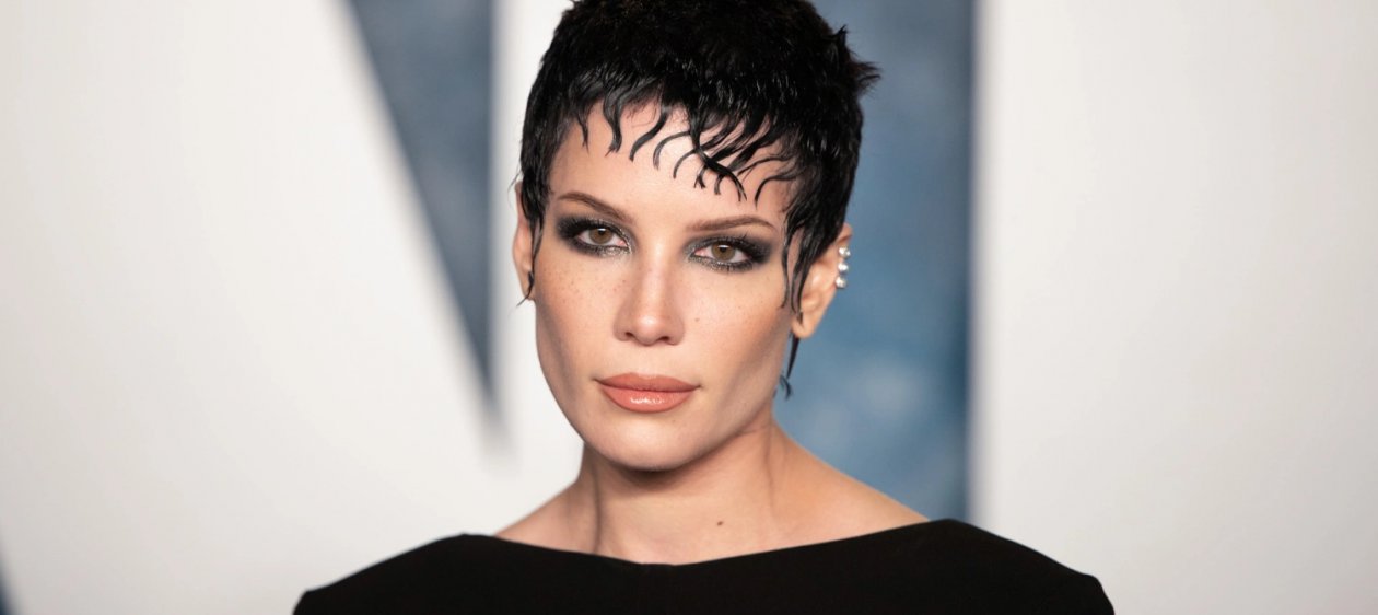 Halsey revela su lucha contra el lupus y la leucemia: 'Tengo suerte de estar viva'