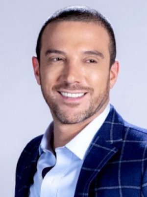 Julián Elfenbein compartió foto con sus hijos y su nueva pareja: 