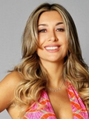 Aparece mujer que asegura ser media hermana de Camila Andrade Aparece mujer que asegura ser media hermana de Camila Andrade