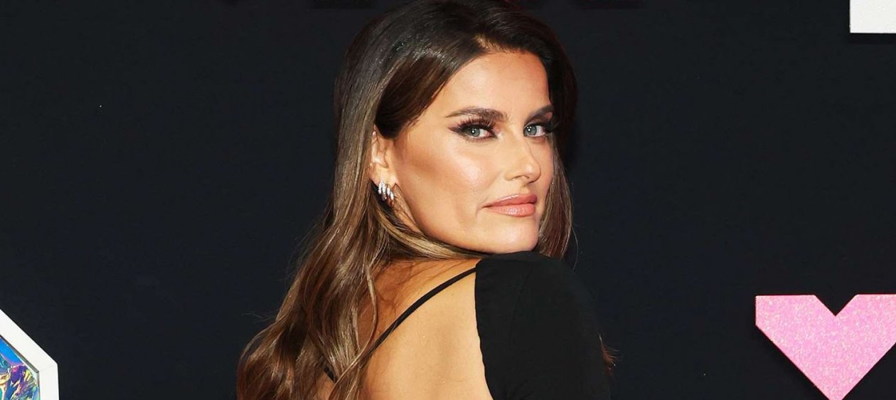 Nelly Furtado luce su cuerpo real a los 47 años: