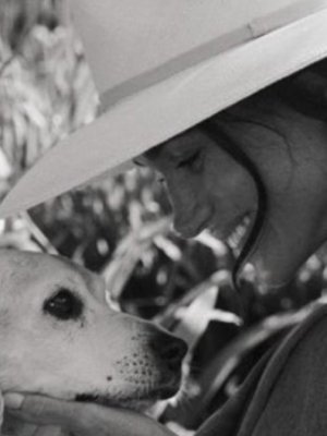 Meghan Markle anuncia la muerte de su perrito Guy: 