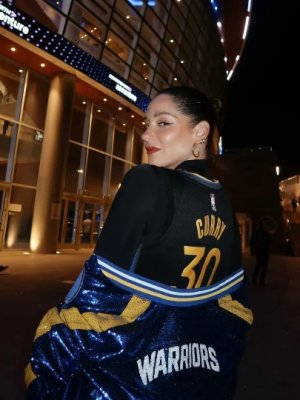 Kel Calderón partió a Londres a vivir una experiencia 