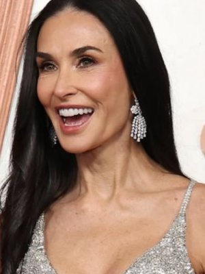 Demi Moore: 