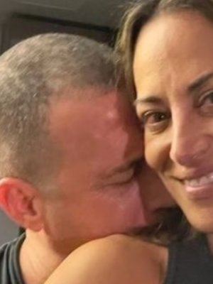 ¿Crisis de pareja? Julián Elfenbein y Verónica Calderón estarían separados