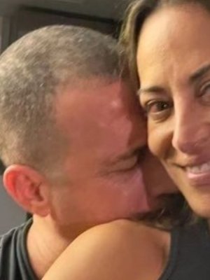 Cercanos a Julián Elfenbein y Verónica Calderón desmienten término de la relación