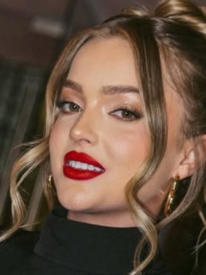 ¡Al igual que Eskarcita! Antonia Casanova se lanza como candidata al Miss Universe Santiago