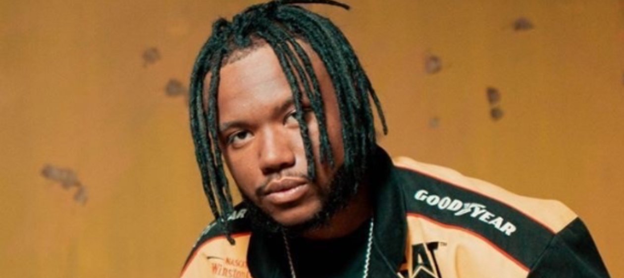 Polimá Westcoast pidió disculpa a fan tras sufrir grave caída desde escenario: