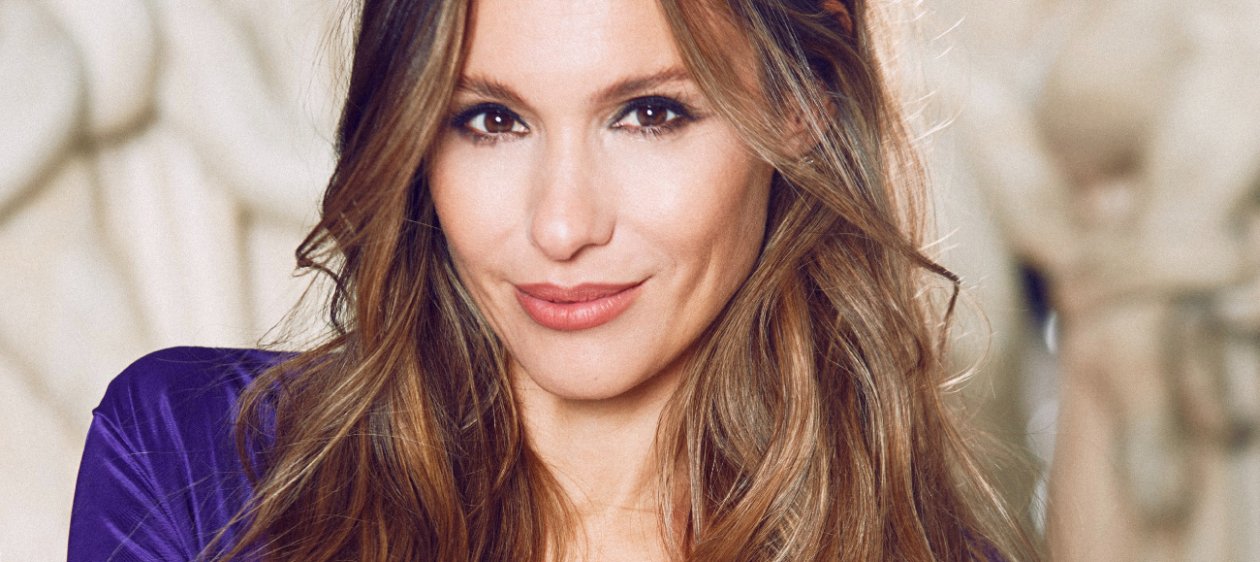 Pampita compartió inéditas fotos de su pasado de bailarina