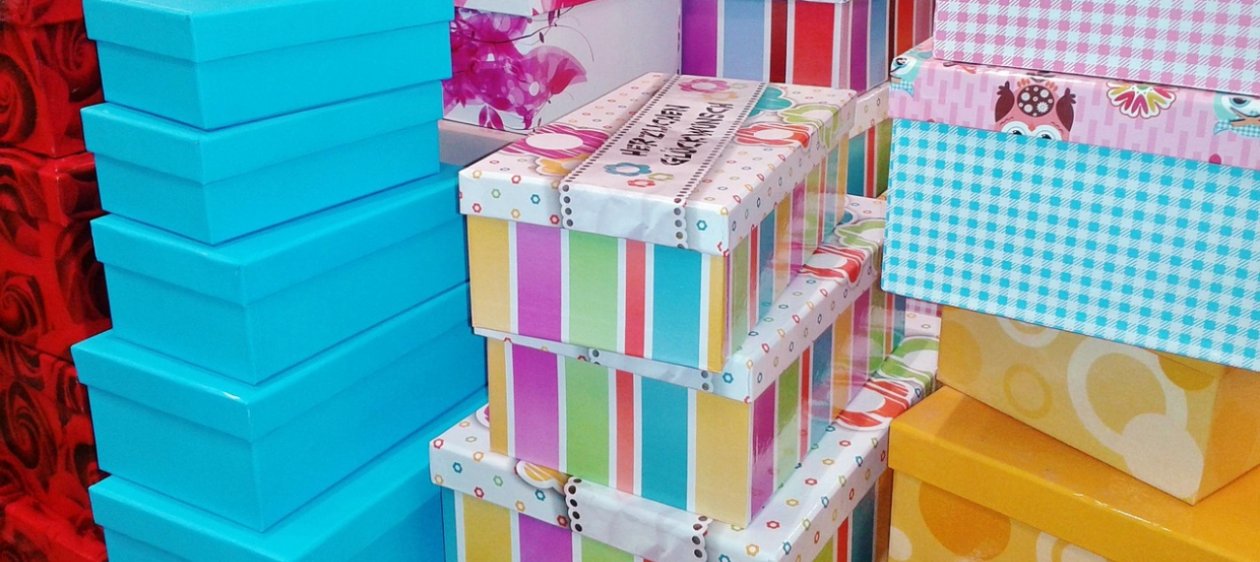 Formas inteligentes de usar cajas organizadoras en tu hogar
