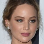 "Es brutal e increíble": Jennifer Lawrence habla sobre la maternidad