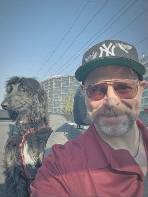 José Antonio Neme adopta nuevas mascotas luego de trágica muerte de su perro