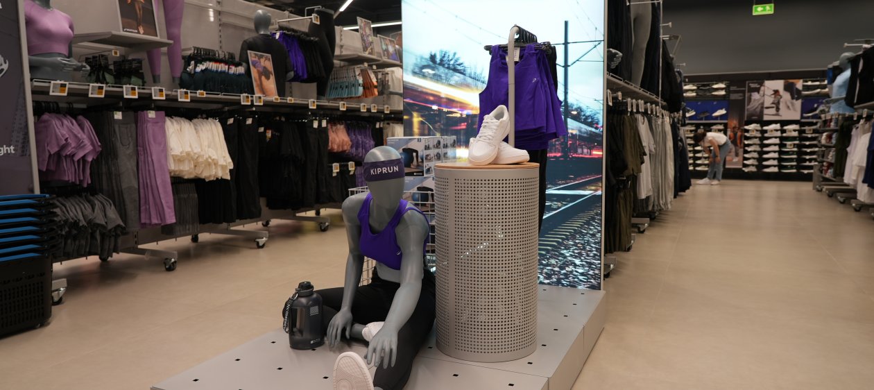 Decathlon sigue creciendo: La marca deportiva multiespecialista aterriza en Cenco Portal La Dehesa